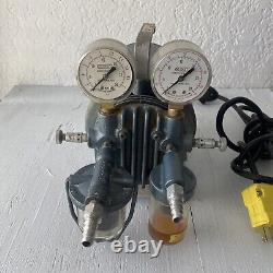 Gast Vacuum / Air Pump with GE Motor