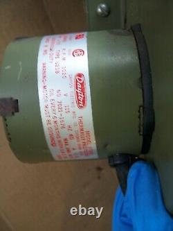 VARIAN 0159 air cooled diffusion pump with Liquid Nitrogen Cryotrap 150L/s